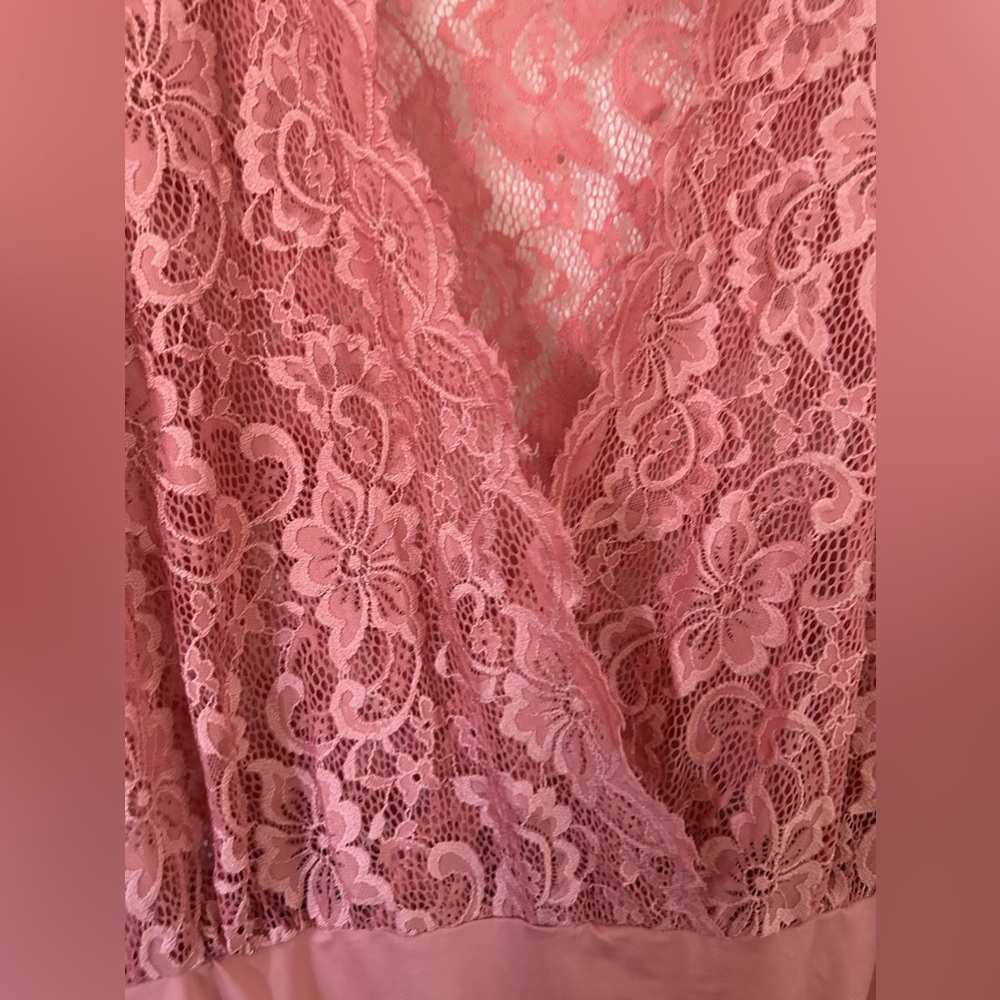 Pink plus size lace body suit - Picture 5 of 5